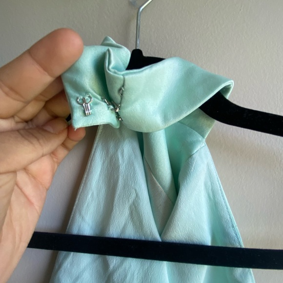 Elliatt Camo Asymmetric Satin Cocktail Dress size large Seafoam Green - Picture 7 of 8